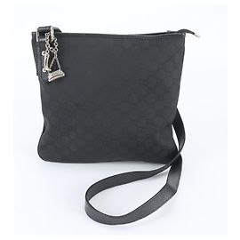 Bolsa de Ombro em Couro e Nylon GG com Pingente Gucci Preto