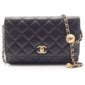 Chanel Matelassé Shoulder Bag Black