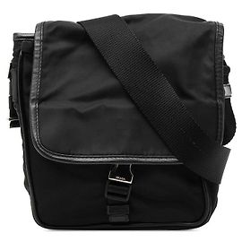 Bolso bandolera Prada con logotipo triangular Negro