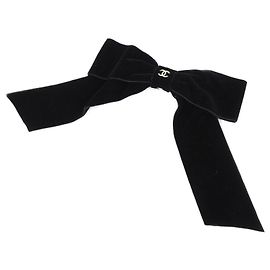 Pasador de terciopelo Chanel AA8557 Negro Plata Dorado