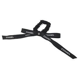 Scrunchie Chanel AAA424 Preto Dourado