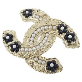Chanel AB5966 Brooch Black White Gold Black White Golden