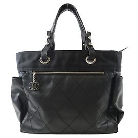 Chanel Paris Biarritz Line Handtasche Schwarz