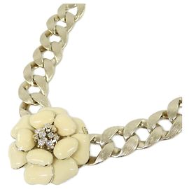 Chanel Halskette in Beige und Gold Beige Golden