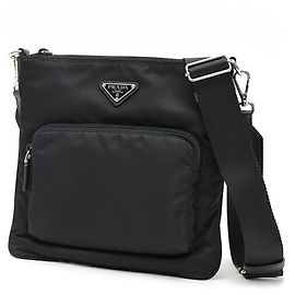 Bolso de hombro Prada Triangle Negro