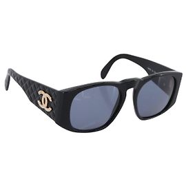 CHANEL Matelasse Sonnenbrille Kunststoff Black CC Auth 203910 Schwarz
