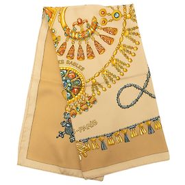Beige Hermès Parures des Sables Silk Scarf 90 Scarves Beige