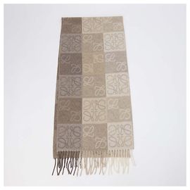 Cachecol de Lã e Caxemira com Franjas Loewe Beige Anagram Bege