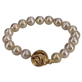 Autre Marque Bracciale Baroque Perla Rosa Chiaro 9 mm Chiusura a Vortice Tono Oro Texturizzato Rosa