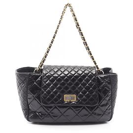 Bolsa de Ombro Chanel 2.55 Matelassé Preto