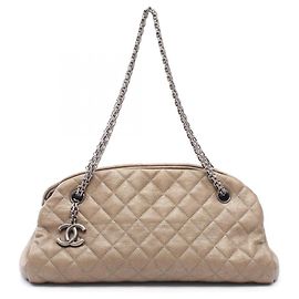Bolsa Bowling Mademoiselle Matelassé Chanel Marrom