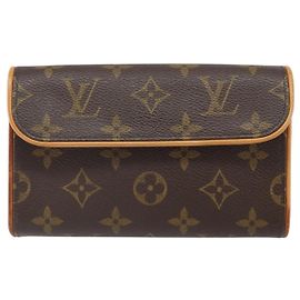 Louis Vuitton Florentine Pochette Canvas Marrom