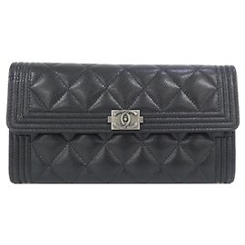 Cartera larga Chanel Boy Line 80286 de piel de becerro negra Negro