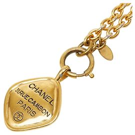 Collar con colgante de cadena Chanel Cambon Dorado
