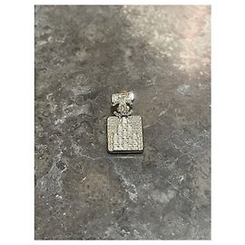 Pins Chanel Parfum doré Dourado