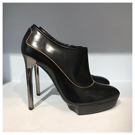 Boots Lanvin noires T.37 Noir