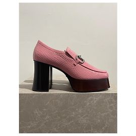Mocassins Gucci roses T.41 NEUFS Rose