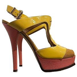 Sandali Fendi gialli T.40 Giallo