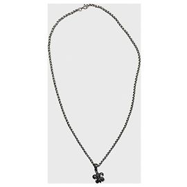 Collar Chrome Hearts Fleur de Lys Metálico