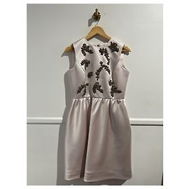 Dice Kayek Kurzes Kleid Perlgrau Satin Optik mit Kristallen Grau