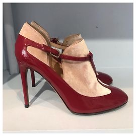 Valentino Garavani Botas Valentino vermelhas T.38 Vermelho