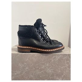 Bottines Chanel noires T.37 Noir