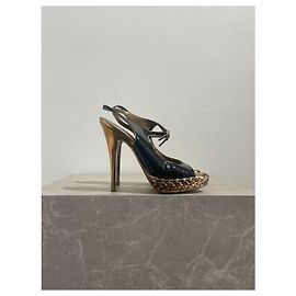 Escarpins Yves Saint Laurent noirs T.35,5 Noir