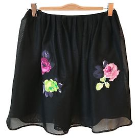 Saia Carven bordada T.S Preto