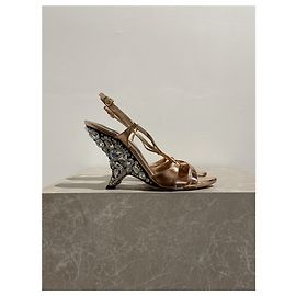 Sandalias Miu Miu rosas T 37.5 Rosa