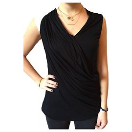 Top Givenchy Noir T.M Preto
