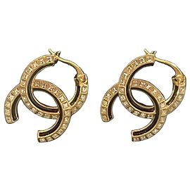 Pendientes Chanel CC negros Dorado