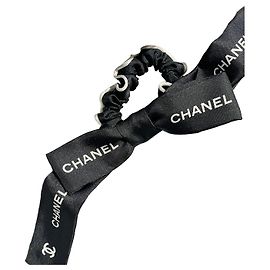 Coletero Chanel blanco y negro Negro