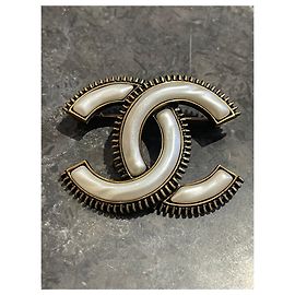Spilla Chanel madreperla bianca Bianco