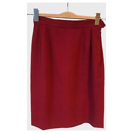 Autre Marque Jupe Yves Saint Laurent rouge T.36 Red