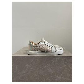 Baskets Christian Louboutin blanches T.35,5 Blanc