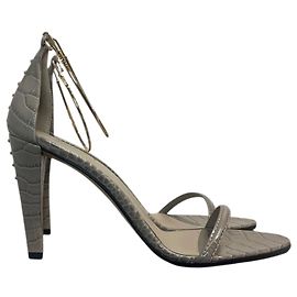 Sandales Fendi grises T.40 Gris