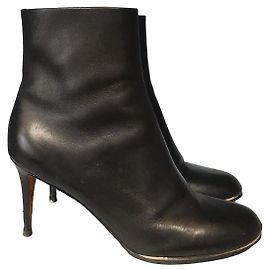 Boots Givenchy noires T.40 Noir
