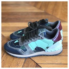 Valentino Garavani Baskets Valentino T.35,5 Kaki