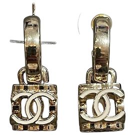 Pendientes Chanel aro cubo Dorado
