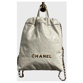 Mochila Chanel 22 Branca Branco