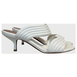 Alaïa Mules Alaia blanches T.38 White