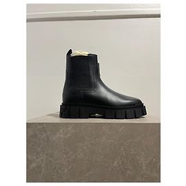 Bottines Fendi noires T.40 Noir