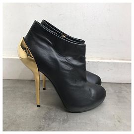 Botas Giuseppe Zanotti pretas T.37,5 Preto
