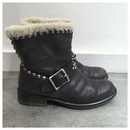 Boots HTC fourrées T.37 Black