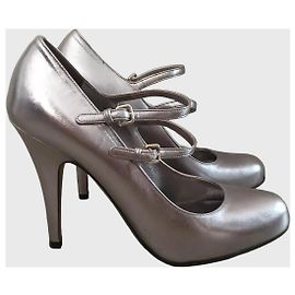 Miu Miu silberne Pumps Gr.36,5 Silber