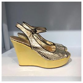 Prada Sandalen aus Python Silber Gr. 37 Silber