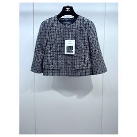 Chanel Tweed Jacke Mehrfarbig Größe 34 Mehrfarben