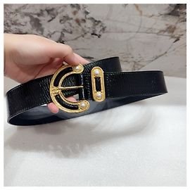 Cinturón Chanel de cuero negro con hebilla CC y perlas Multicolor