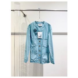 Veste Chanel en Tweed Bleu Motif Camélia Taille 34 Multicolore