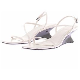 Autre Marque M&S Sandalen aus Leder beige Beige